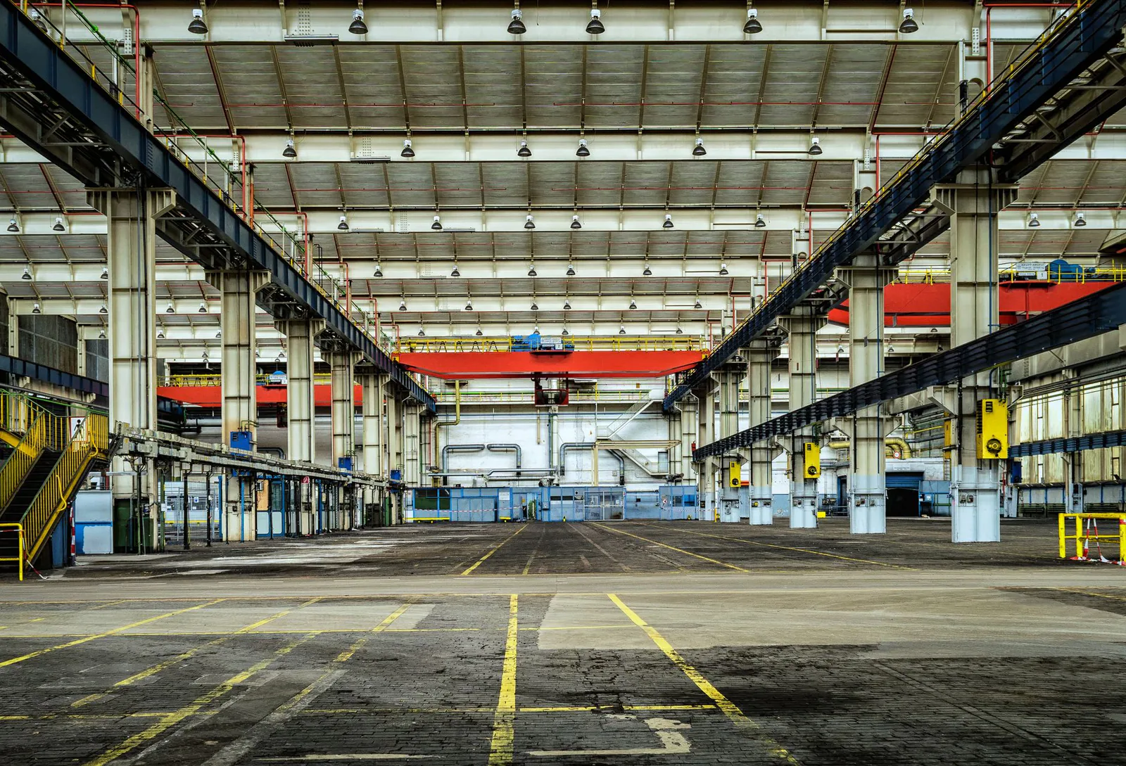 HVLS industrial fan in a warehouse